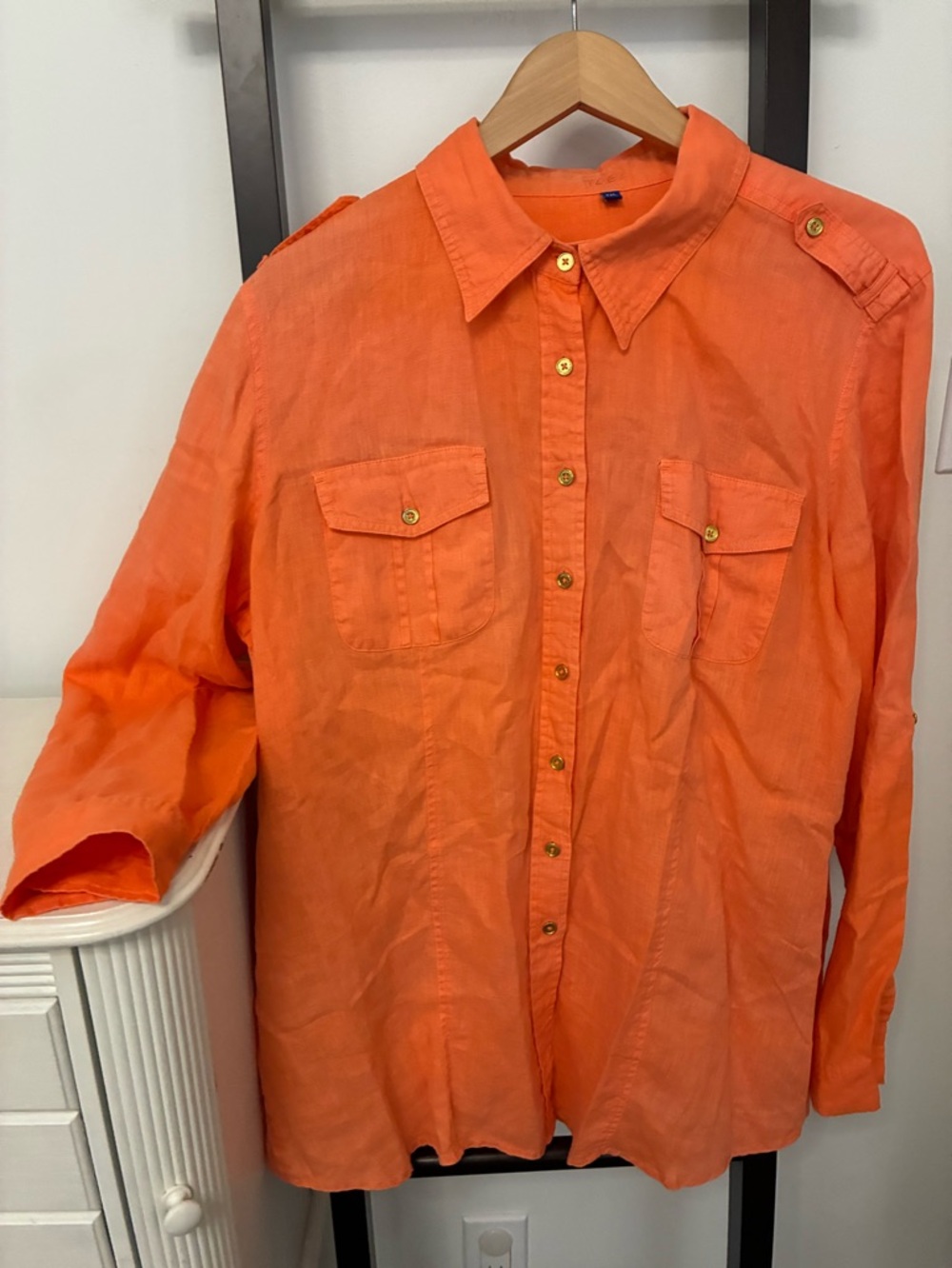 Tabi XXL Orange Button-up Utility Shirt 100% linen. Sleeves button up to 3/4